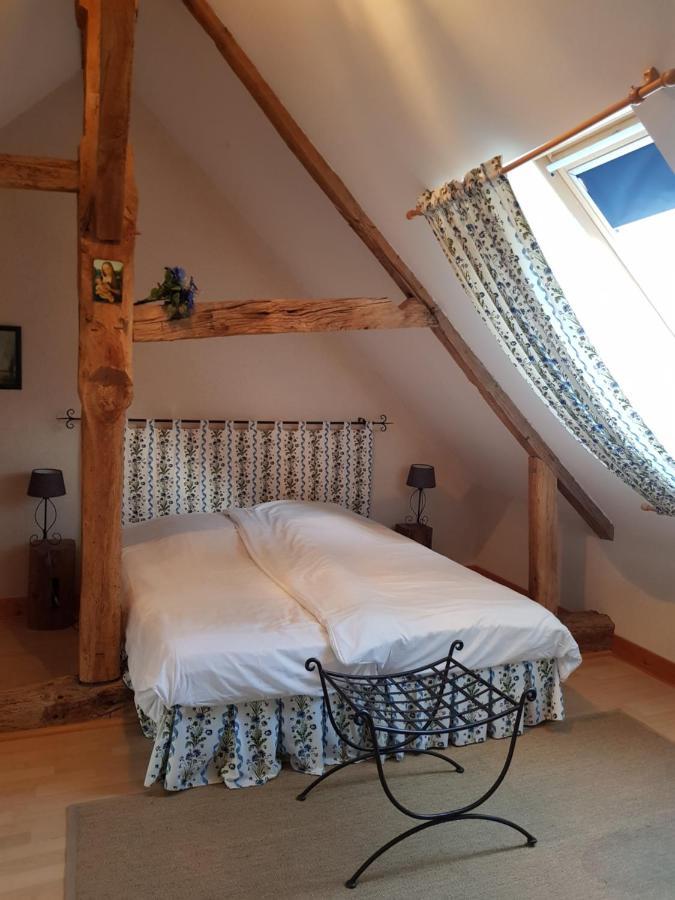 Chateau De Salvert - 4 Gites - 32 Personnes Neuillé Eksteriør billede